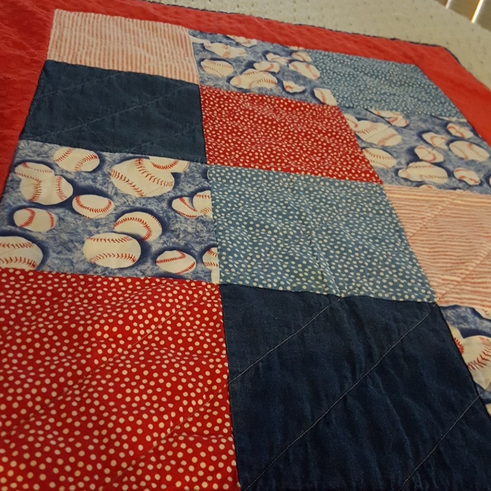 Child's Baseball Print Blanket/Mat. - Picture 2 of 8